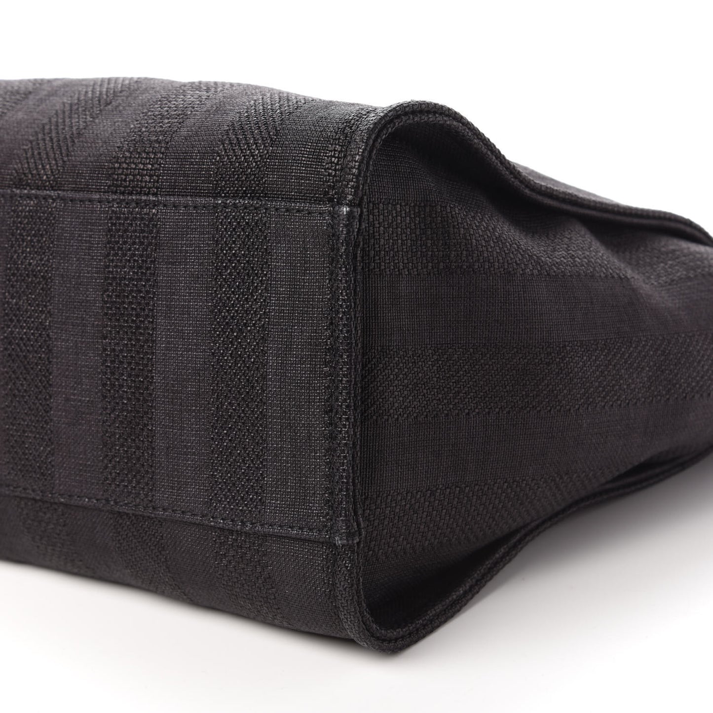 Mixed Fibers Calfskin Medium Deauville Tote Black