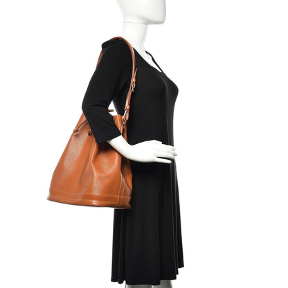 Louis Vuitton Epi Noe Cipango 2 of 13