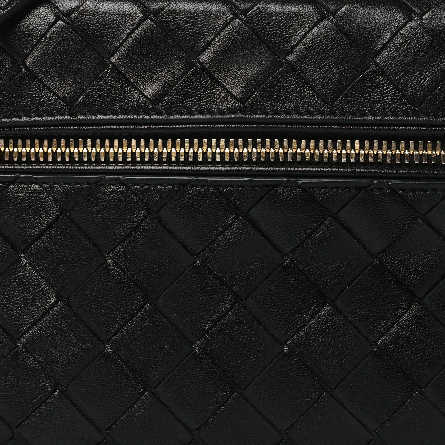 Calfskin Intrecciato Bang Bang Vanity Case Black