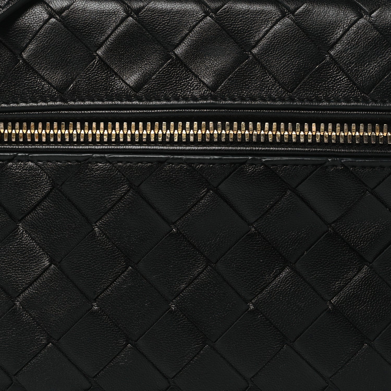 Bottega Veneta Calfskin Intrecciato Bang Bang Vanity Case Black 7 of 9