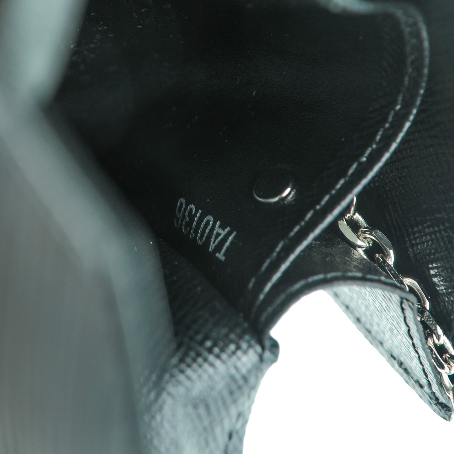 Louis Vuitton Epi Key Pouch Black 7 of 7