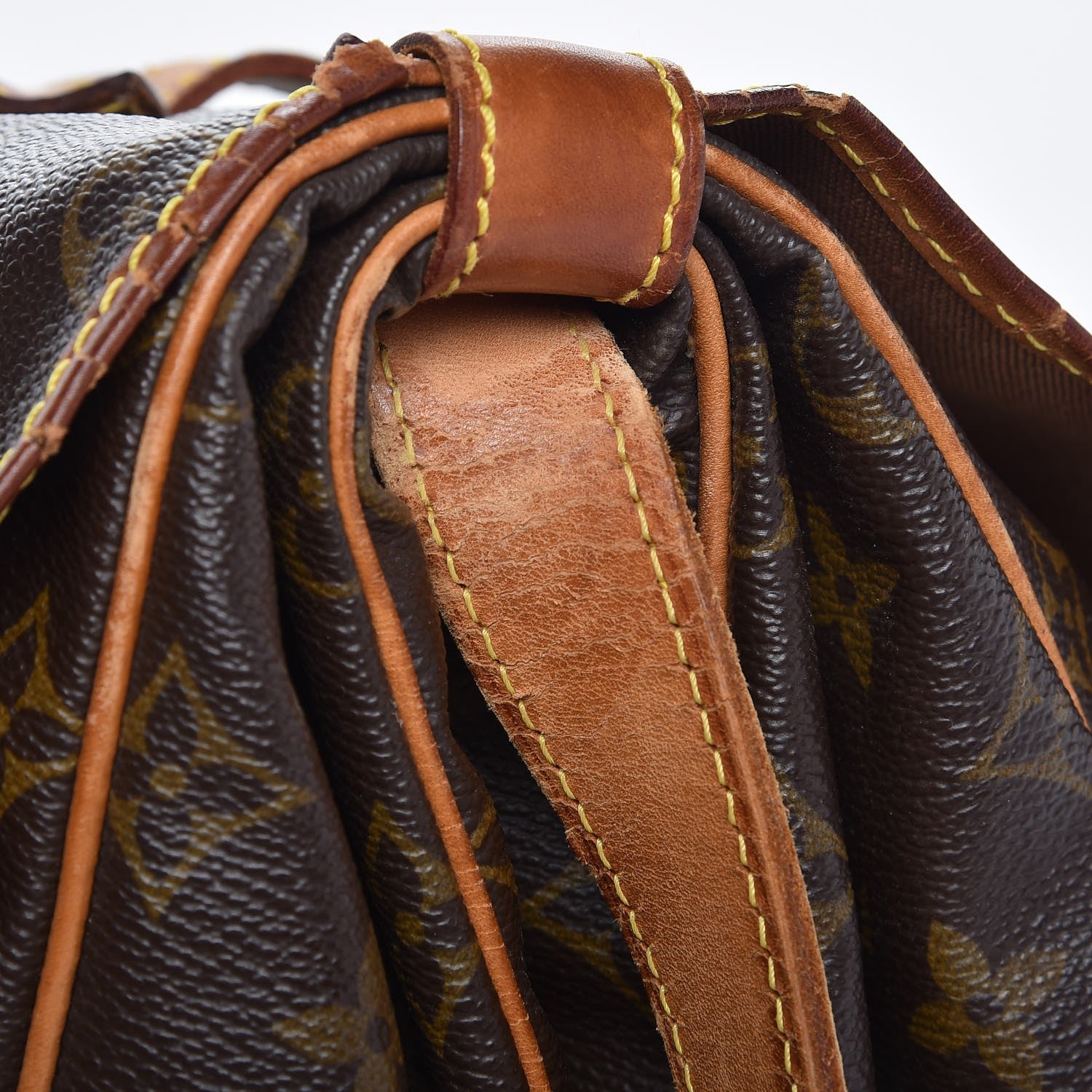 Louis Vuitton Monogram Saumur 43 20 of 30