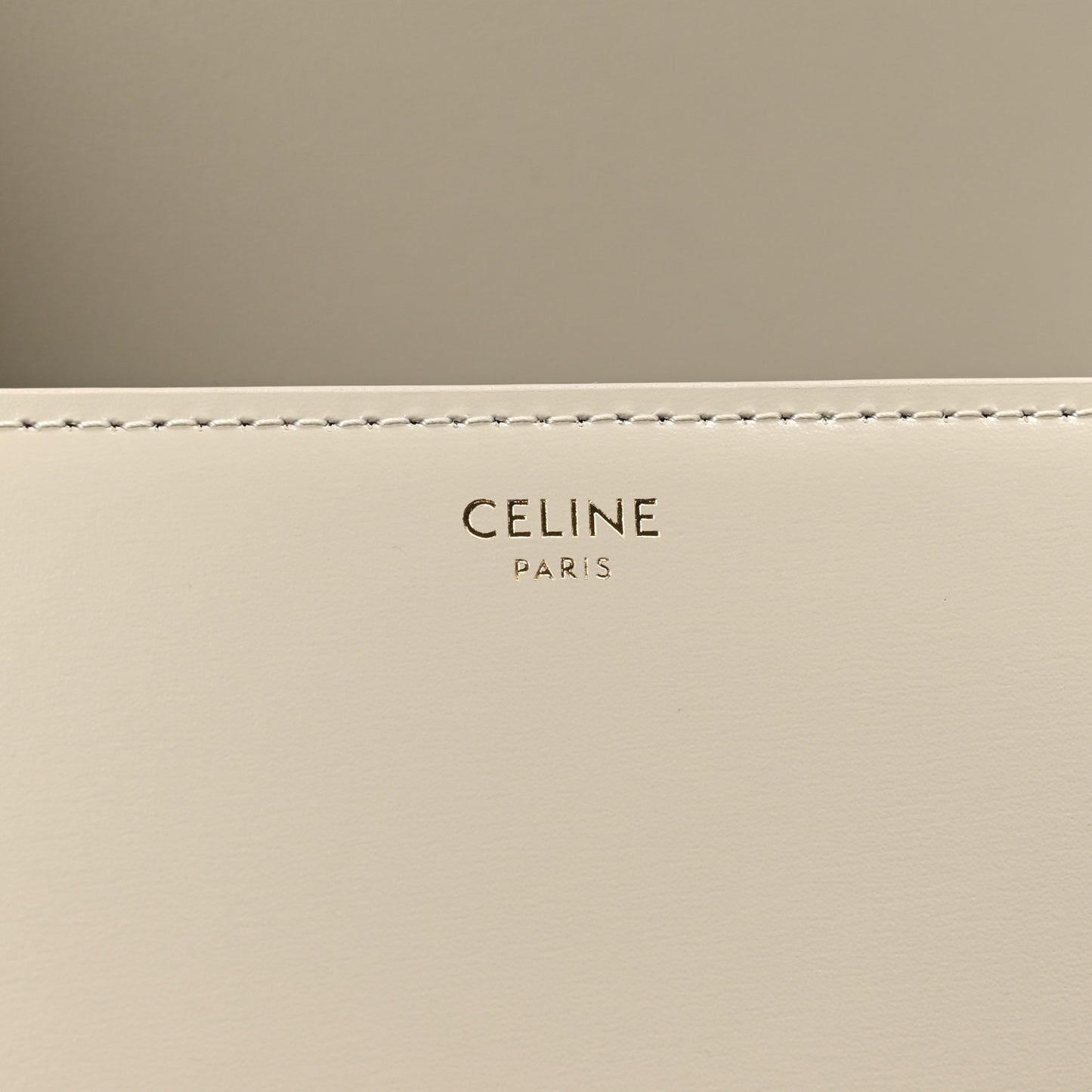 Shiny Calfskin Medium Triomphe Nude