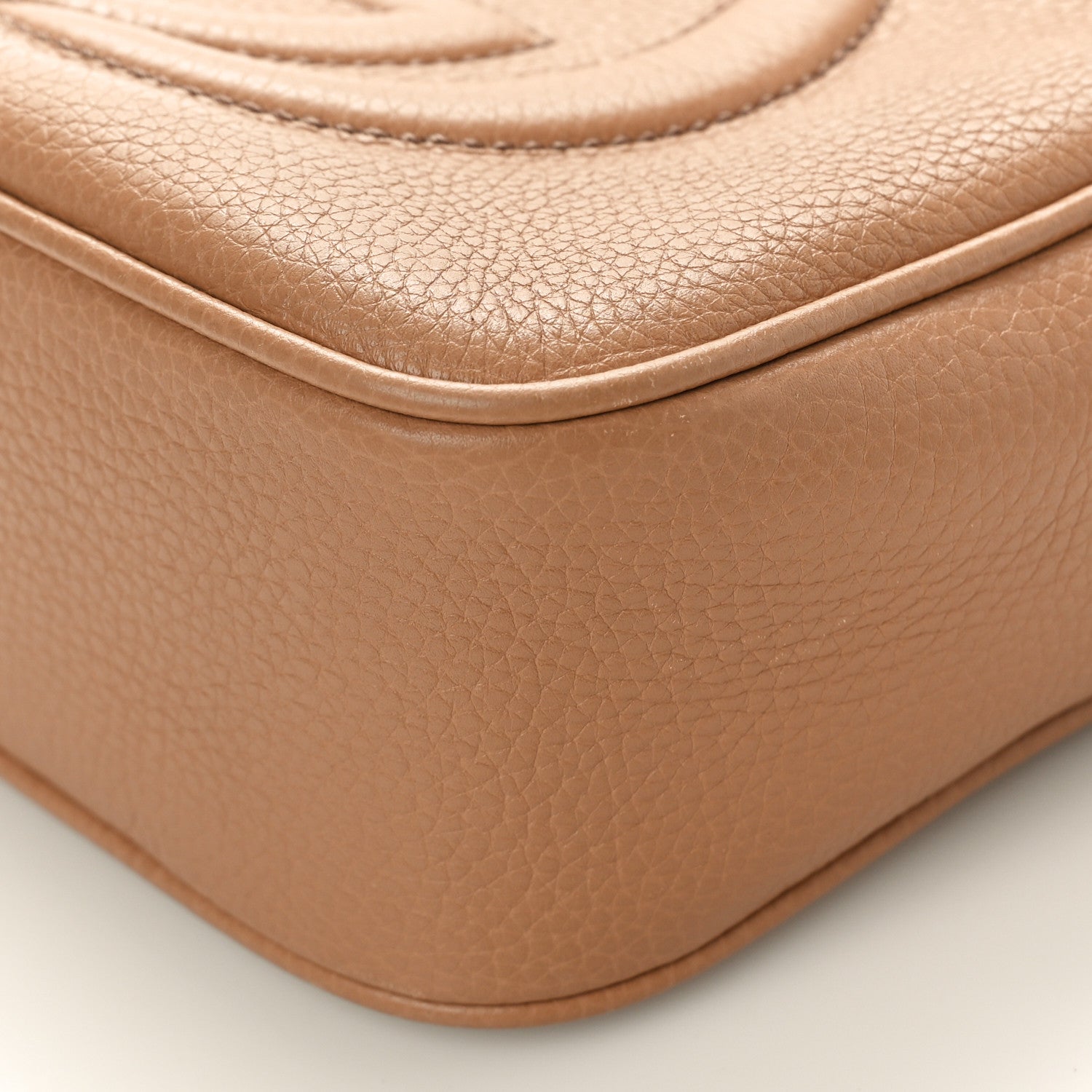 Gucci Pebbled Calfskin Small Soho Disco Bag Camelia 9 of 9