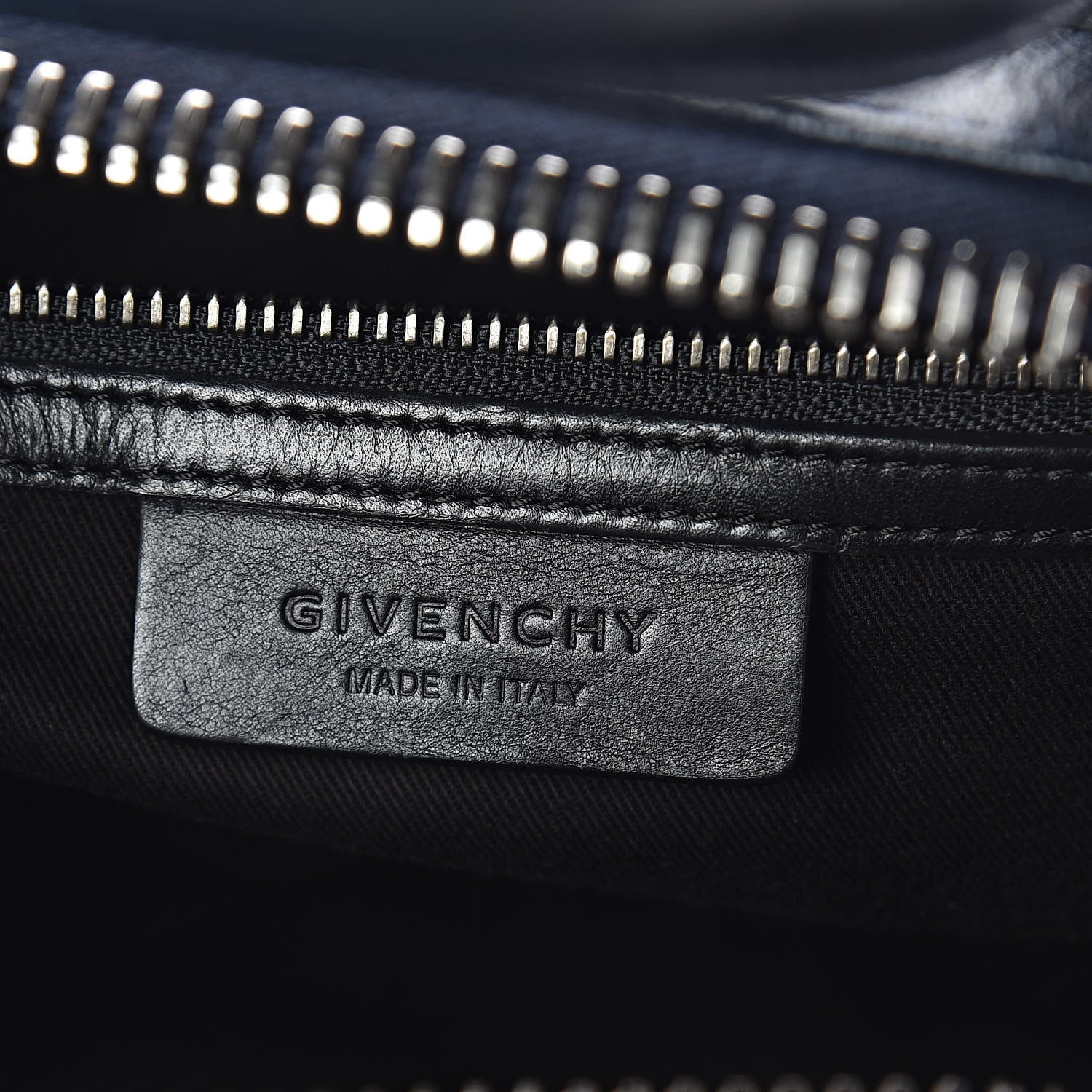 Givenchy Sugar Goatskin Small Antigona Night Blue 6 of 10