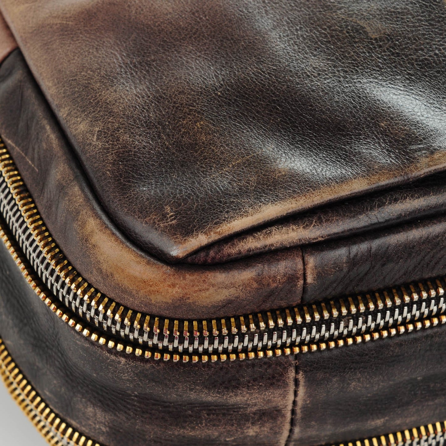 Glace Calfskin Zippers Bauletto Ardesia Nudo
