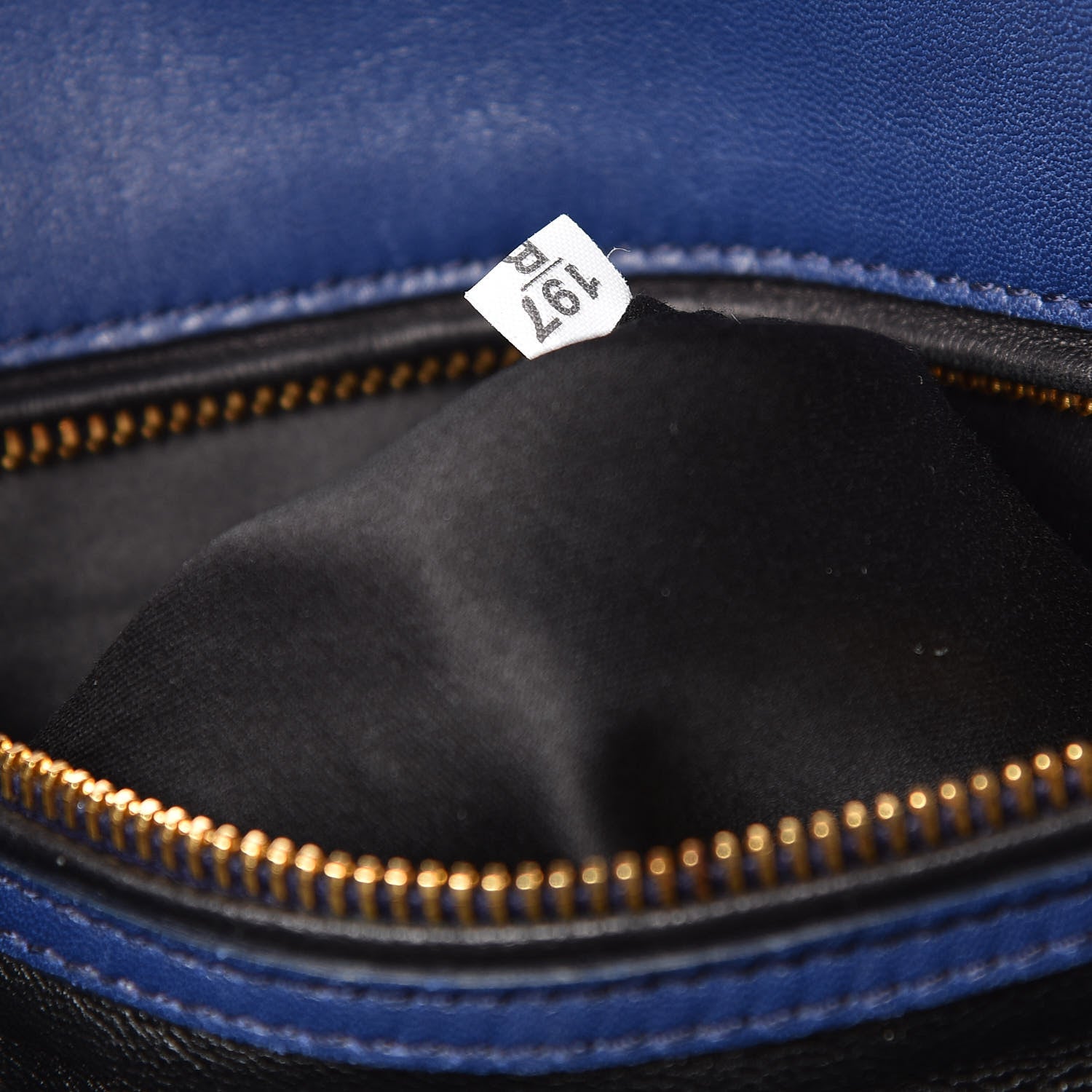 Miu Miu Nappa Matelasse Tote Blue 8 of 18