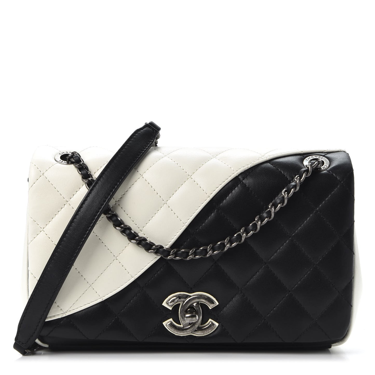 Lambskin Quilted Yin Yang Shoulder Bag Ivory Black