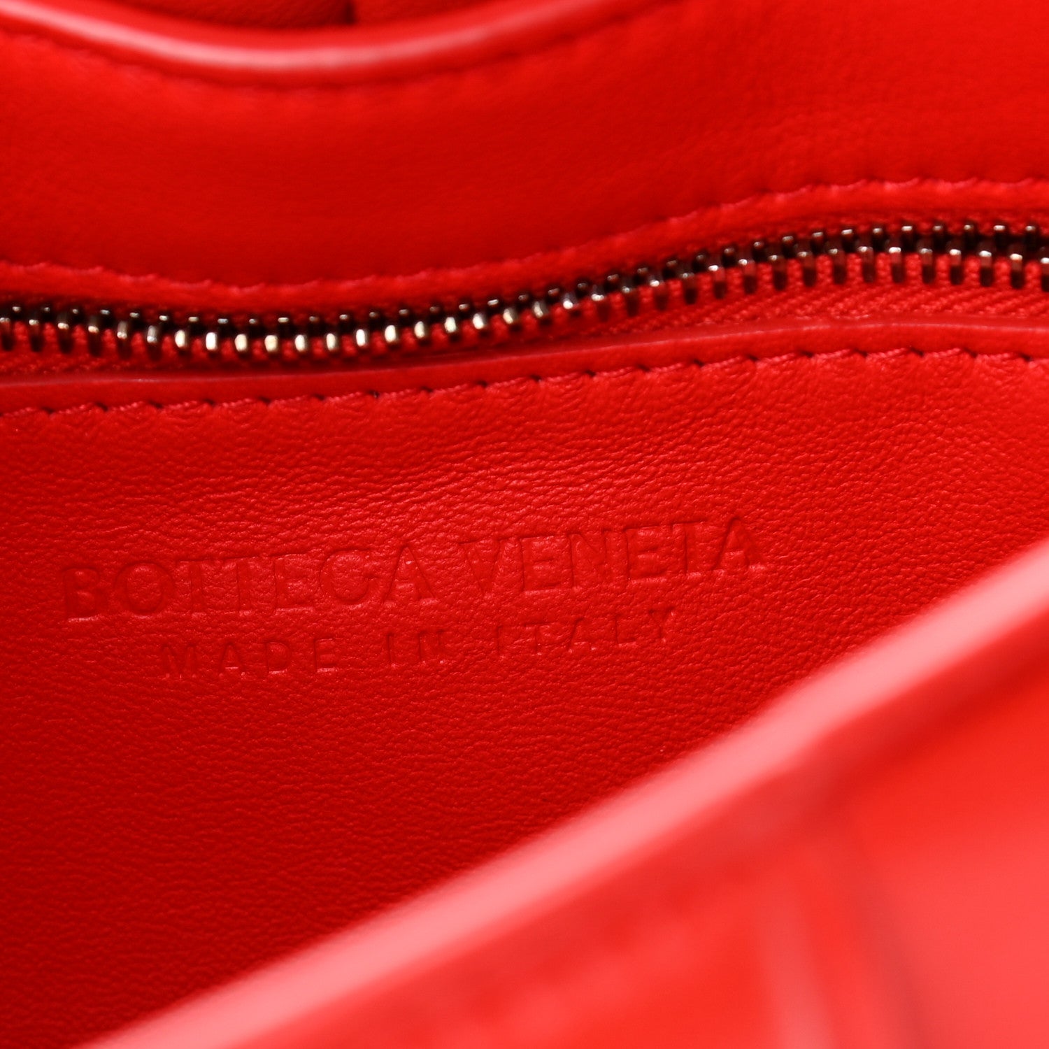 Bottega Veneta Lambskin Maxi Intreccio Padded Chain Cassette Crossbody Bag Nail Polish 5 of 8