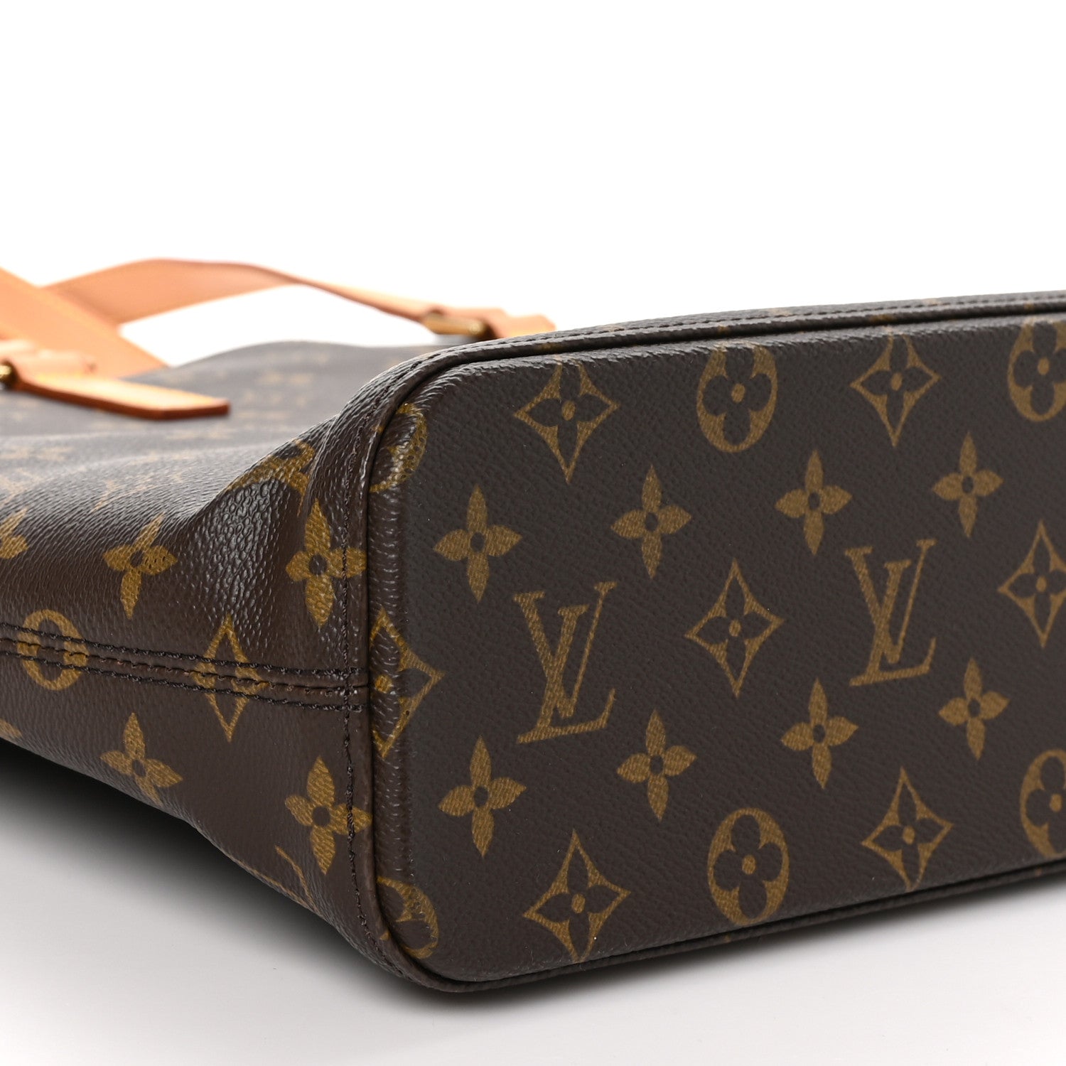 Louis Vuitton Monogram Luco 8 of 9