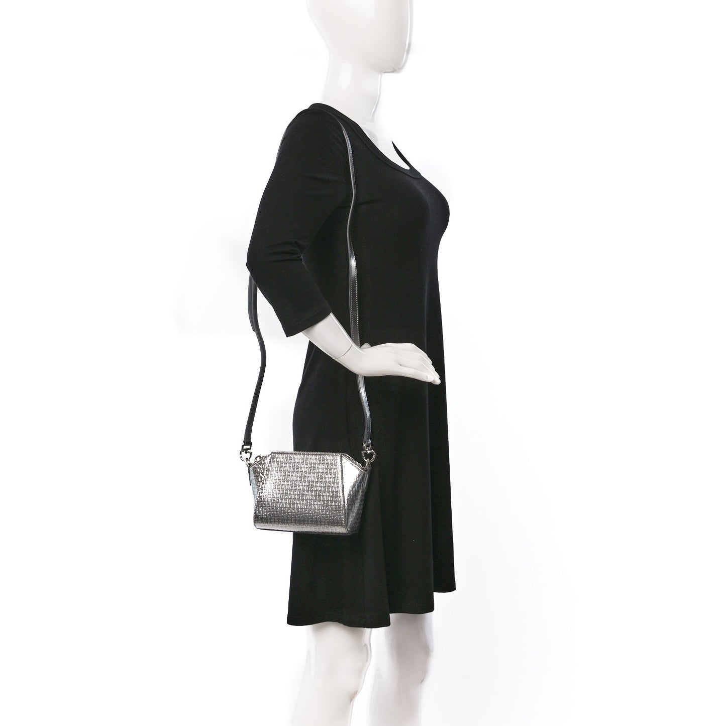 Metallic Calfskin 4G Embossed Nano Antigona Silver