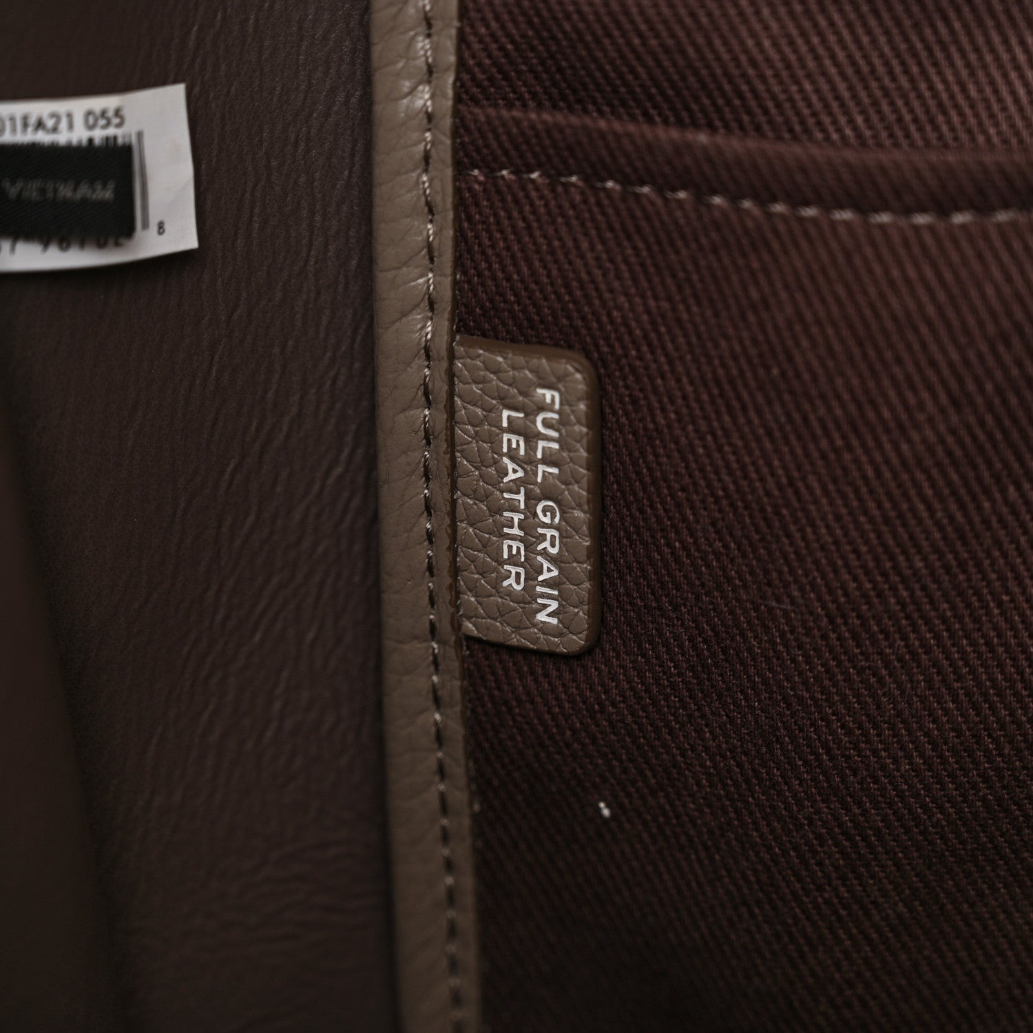 Marc Jacobs Grained Calfskin Large The Tote Bag Cement 7 of 13