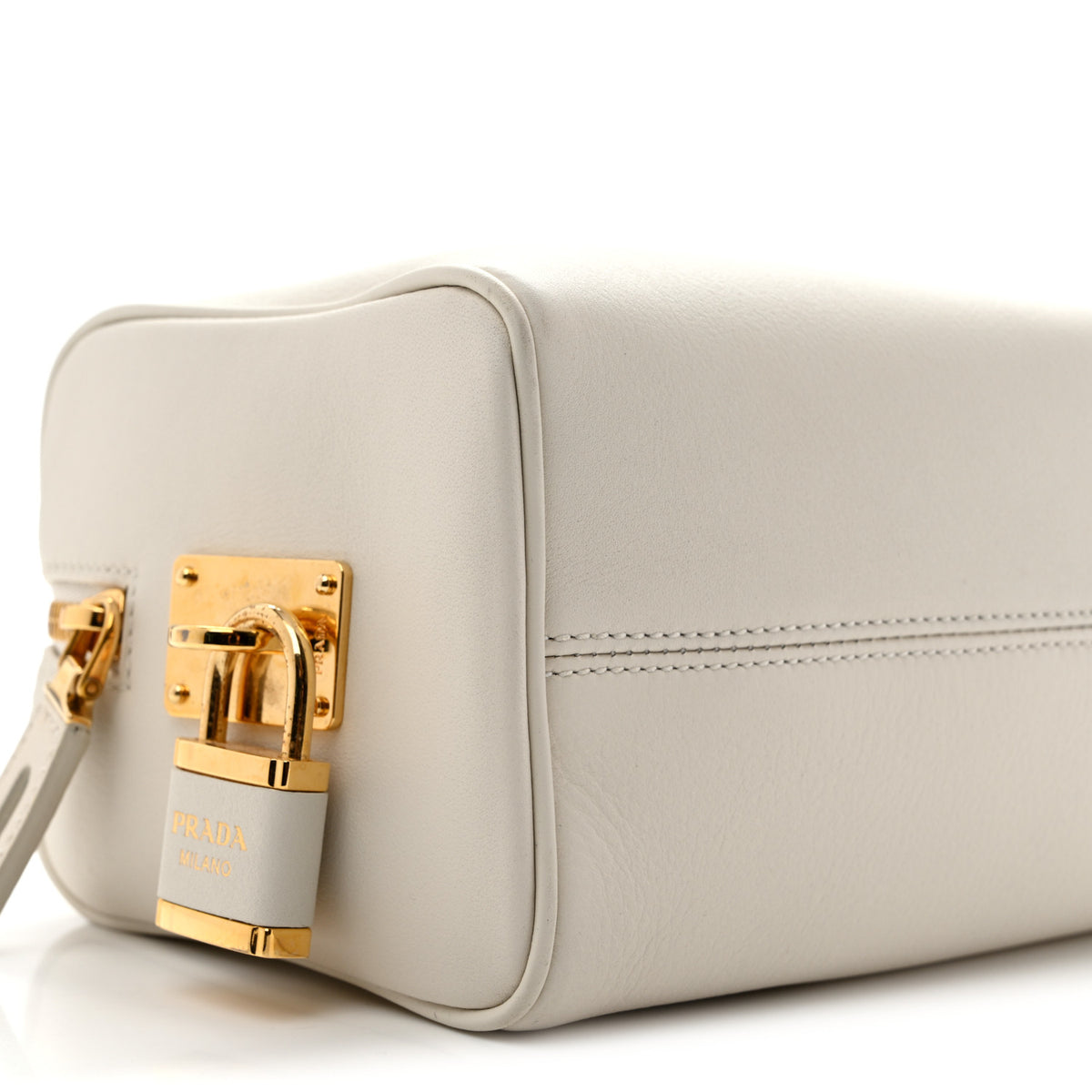 Soft Grain Medium Top Handle Bag With Padlock Bianco