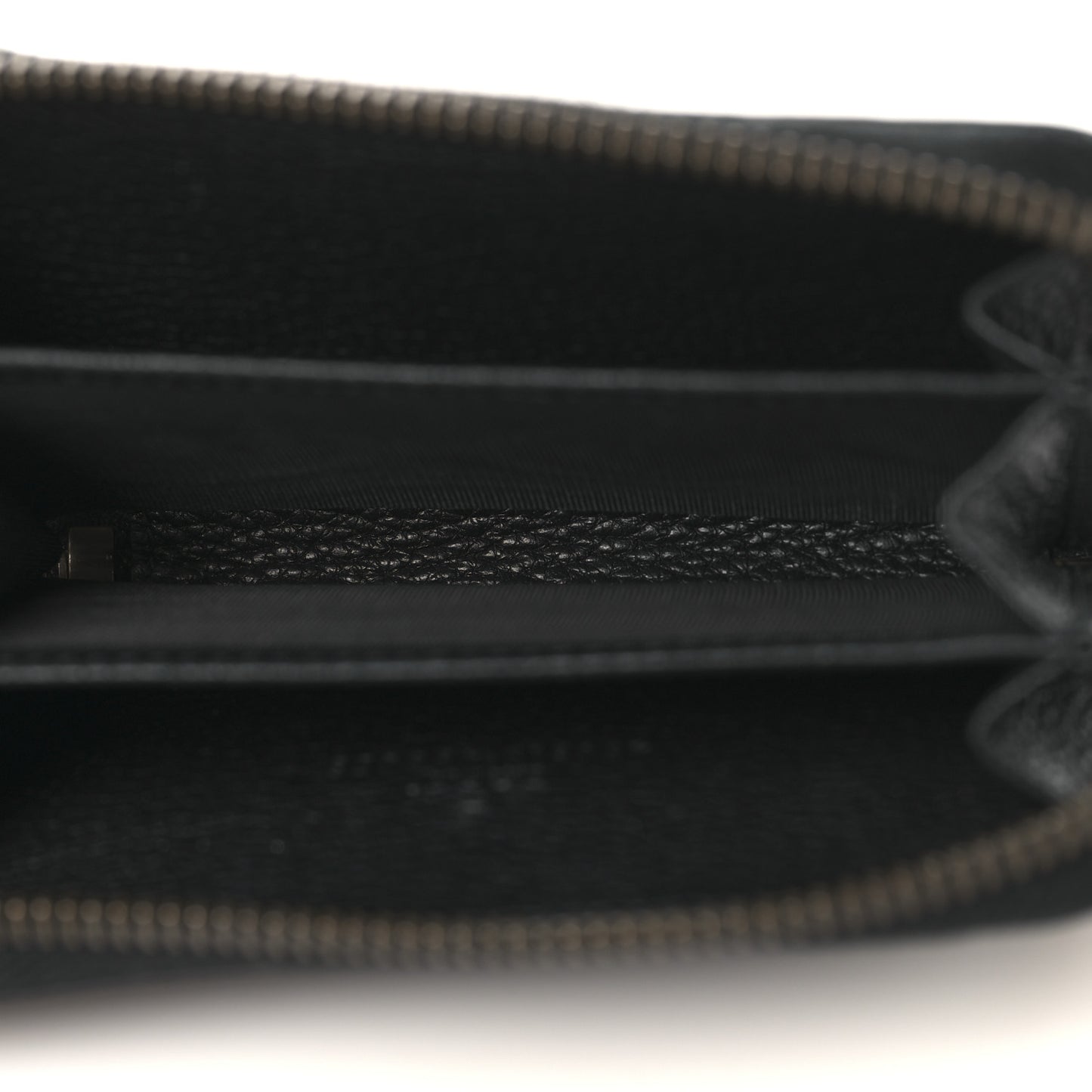 Calfskin Logo Zip Around Card Case Black