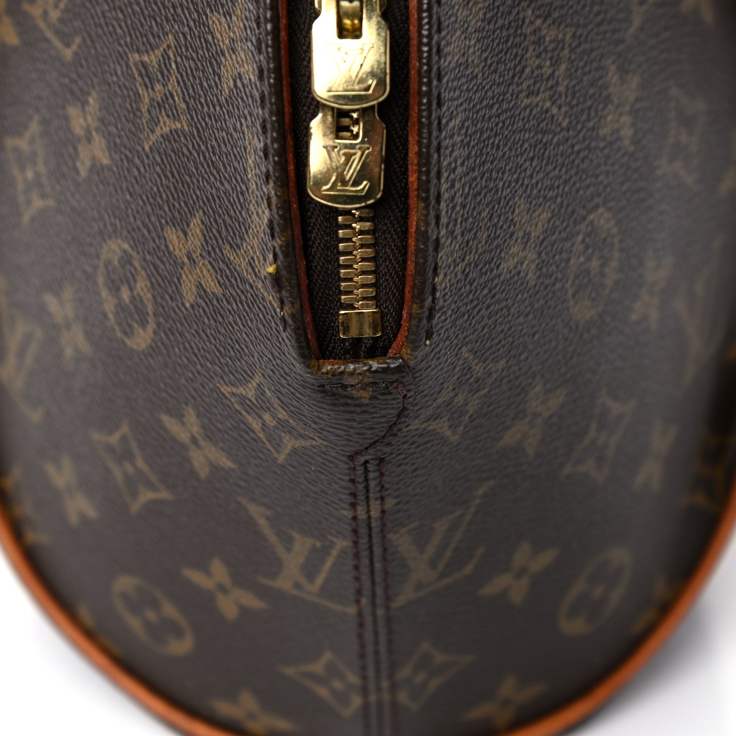Louis Vuitton Monogram Ellipse MM 13 of 24