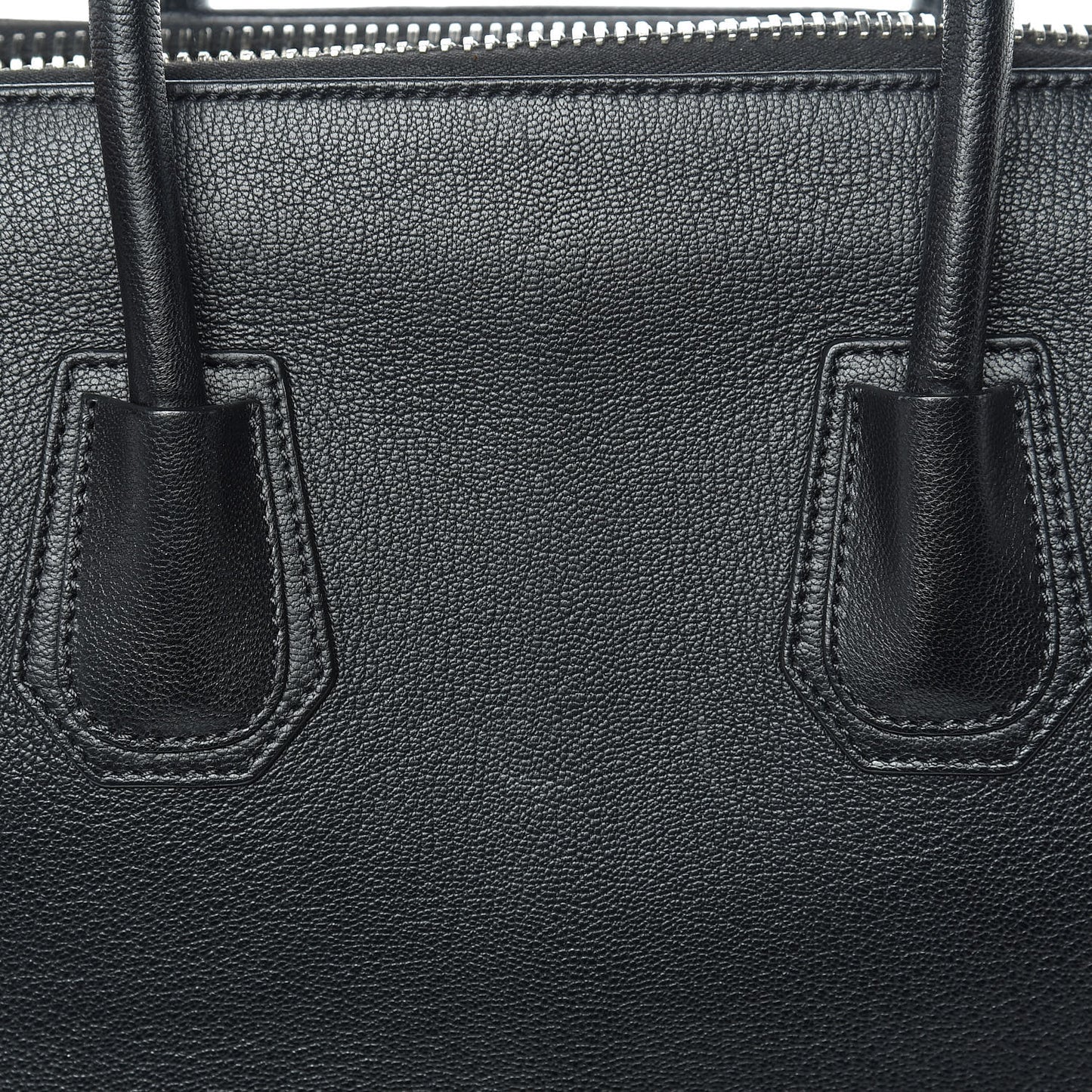 Sugar Goatskin Medium Antigona Black
