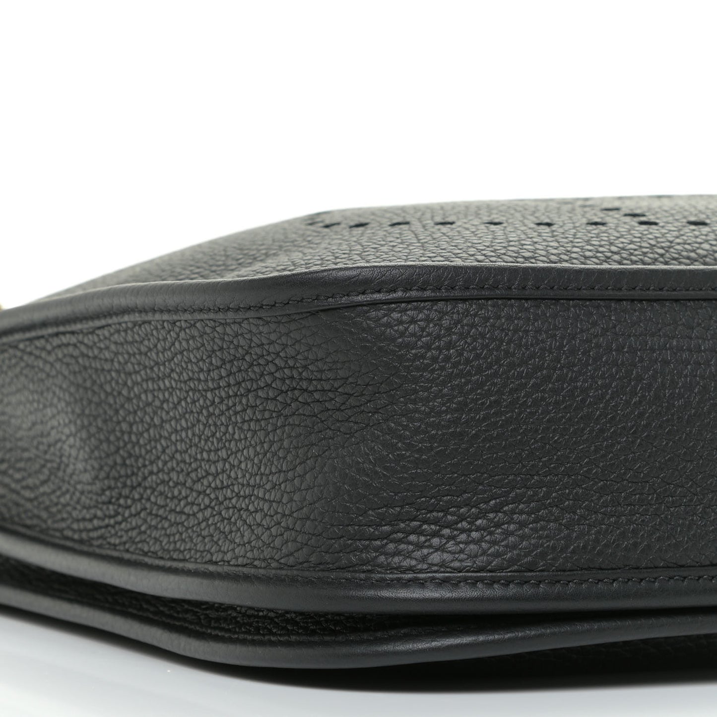 Taurillon Clemence Evelyne III PM Black