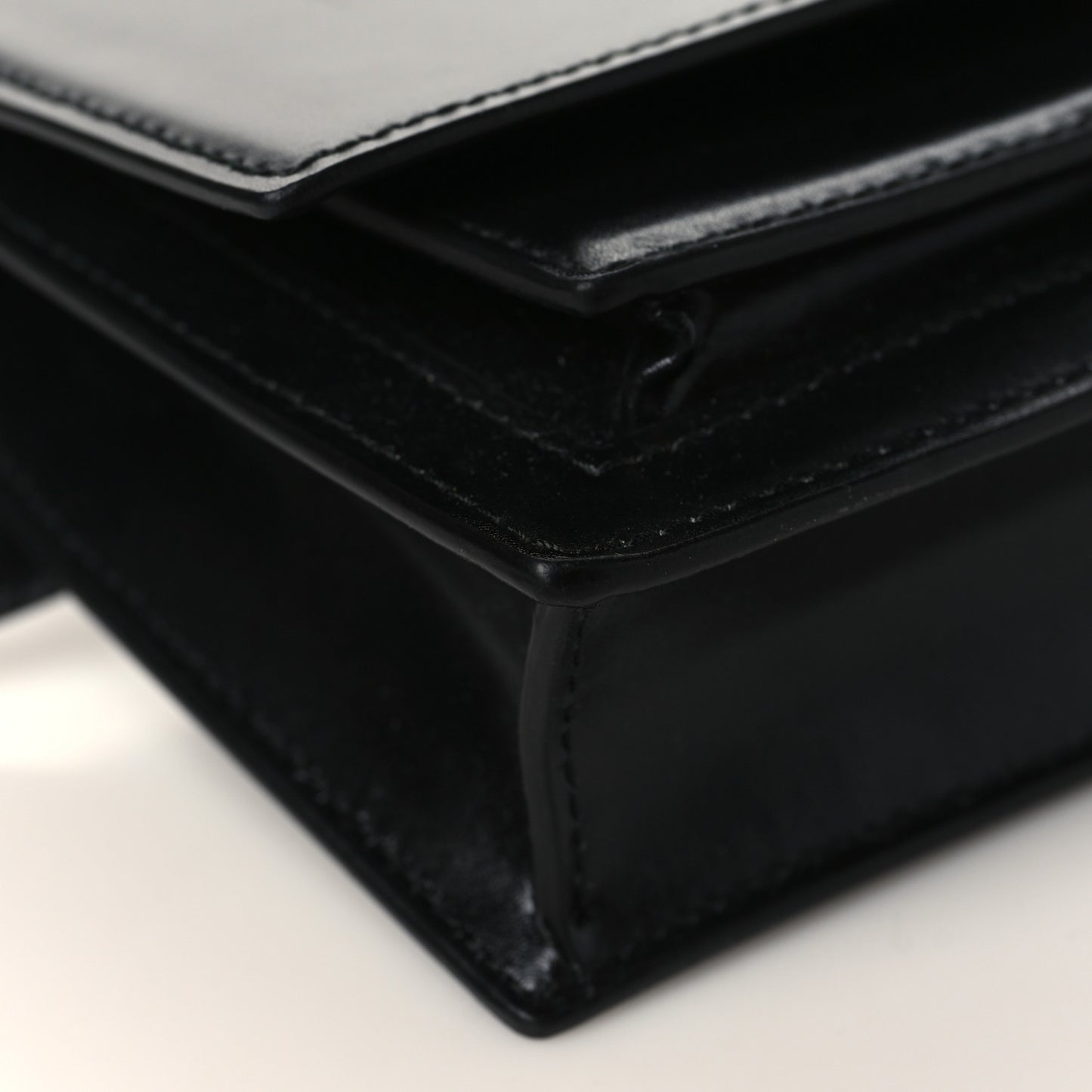 Shiny Box Calfskin Monochrome XS Sharp Belt Bag Black