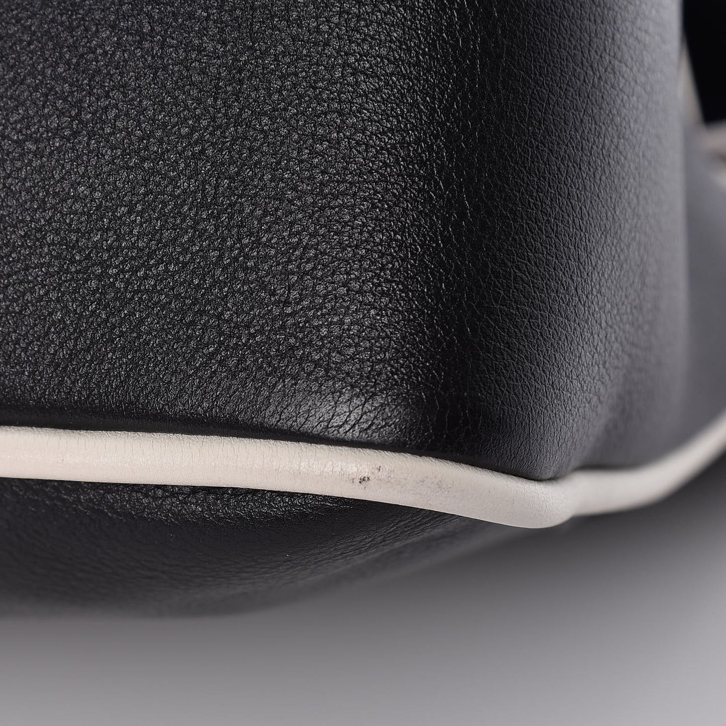 Polo PM Givry Shoulder Bag Black Ivory