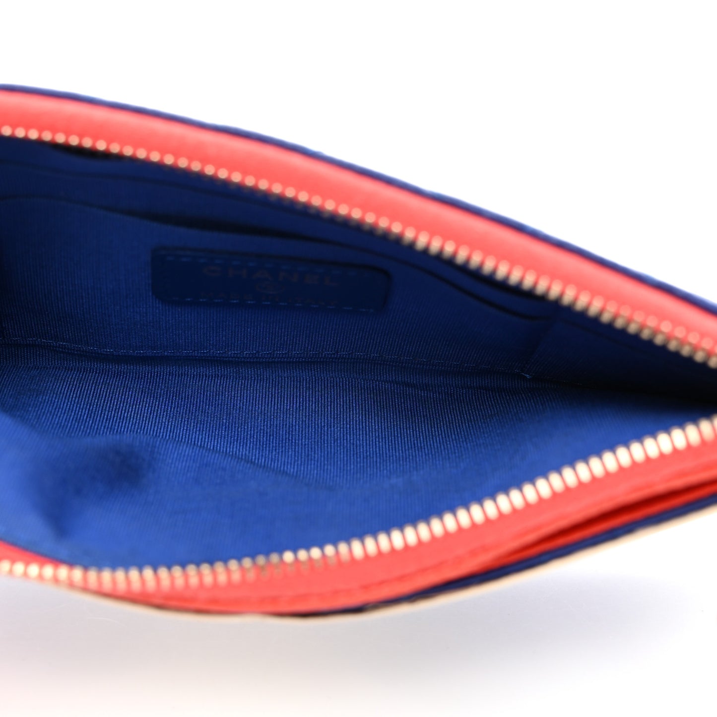 Caviar Quilted Filigree Zip Pouch Blue White Red