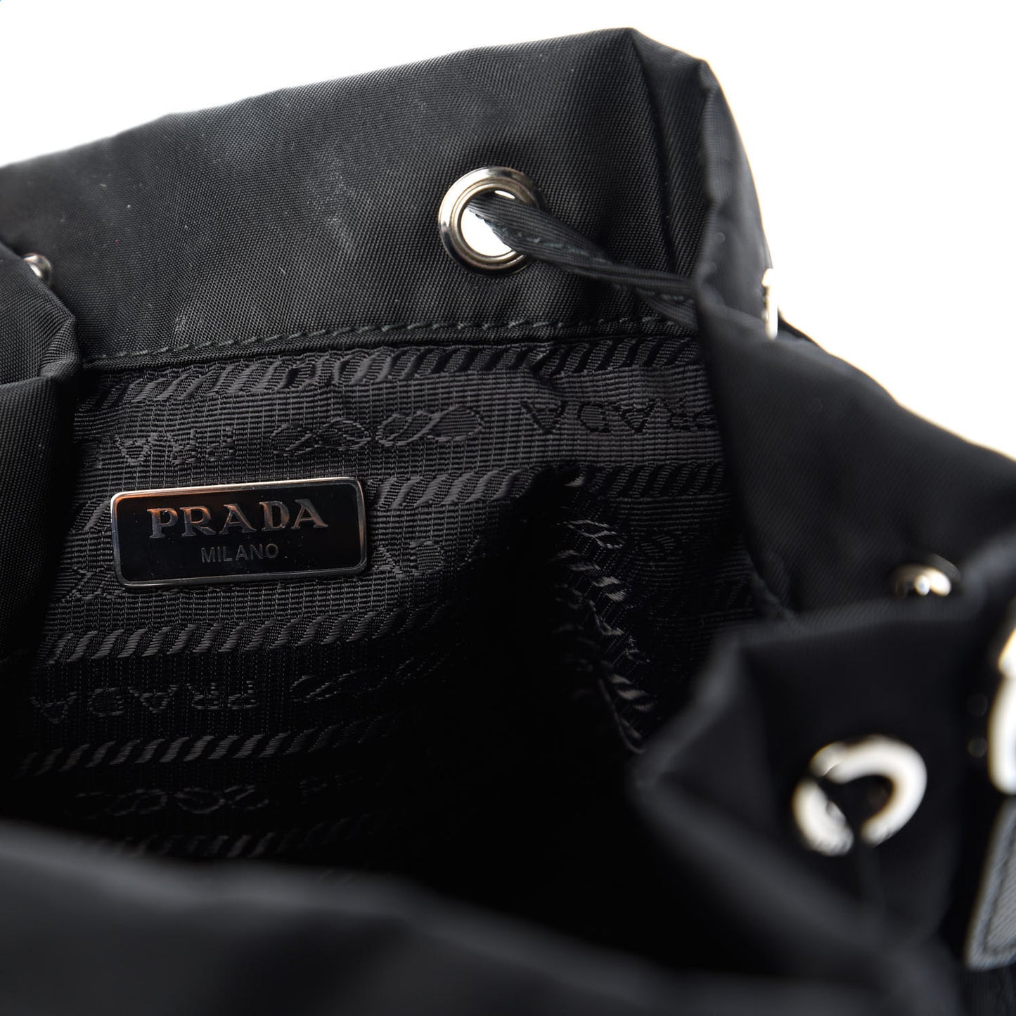 Tessuto Nylon Saffiano Smalto Mini Bucket Crossbody Bag Black