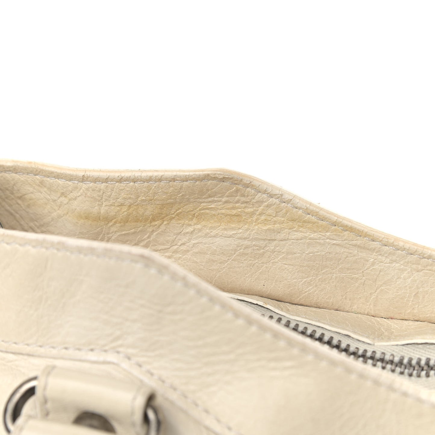 Chevre Classic Hardware First White
