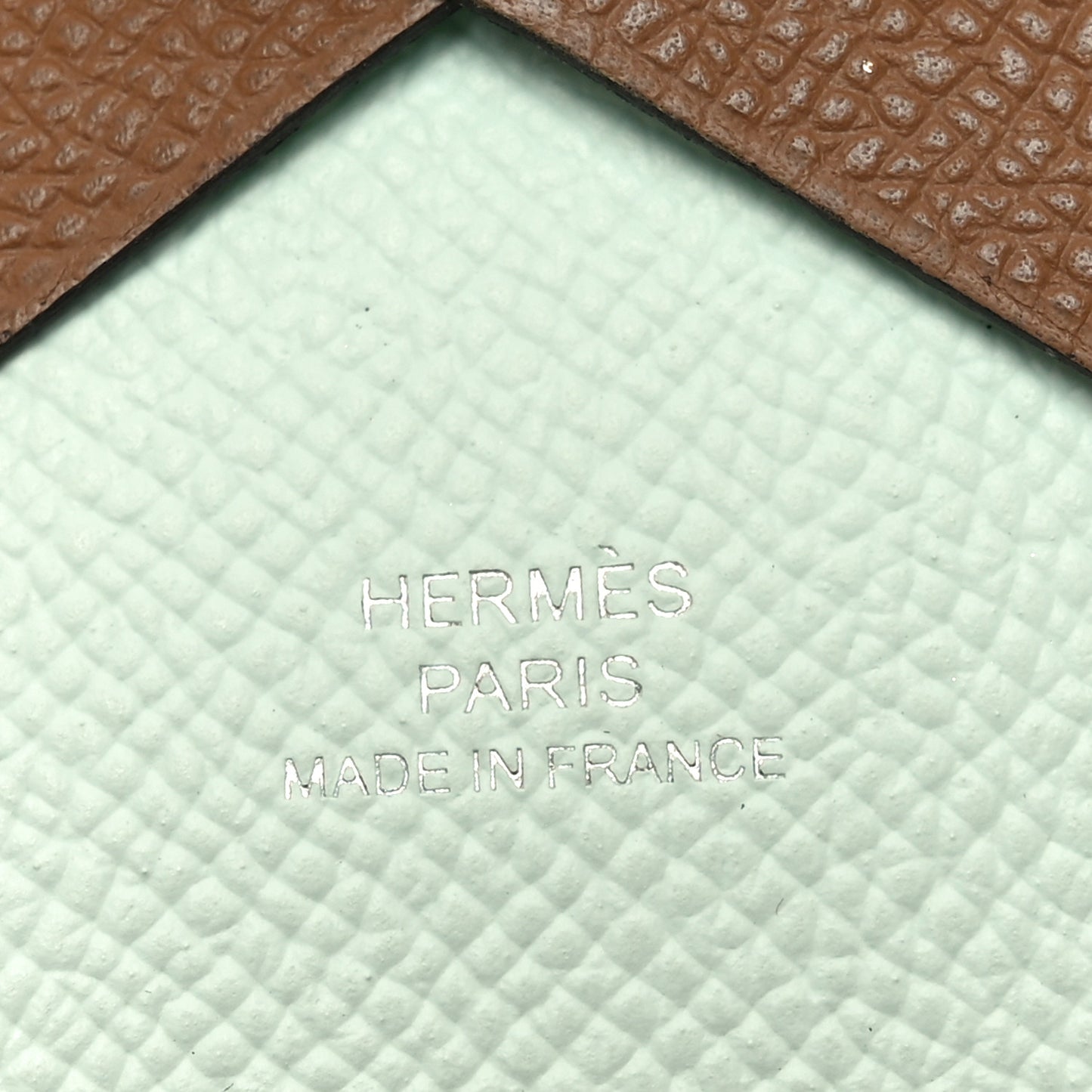 Epsom Verso Calvi Duo Card Case Alezan Vert Peppermint
