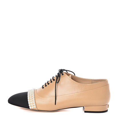 Chanel Goatskin Grosgrain Pearl Cap Toe Lace Up Oxfords 39 Beige Black 1 of 9