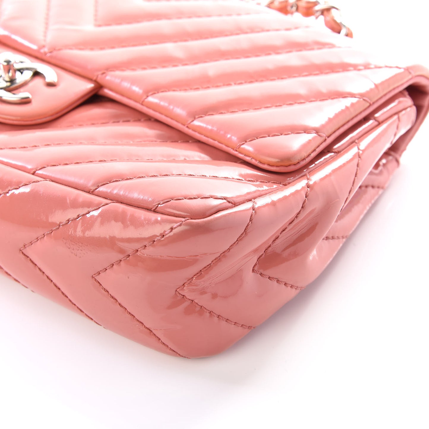 Patent Chevron Quilted Medium Single Flap Pink