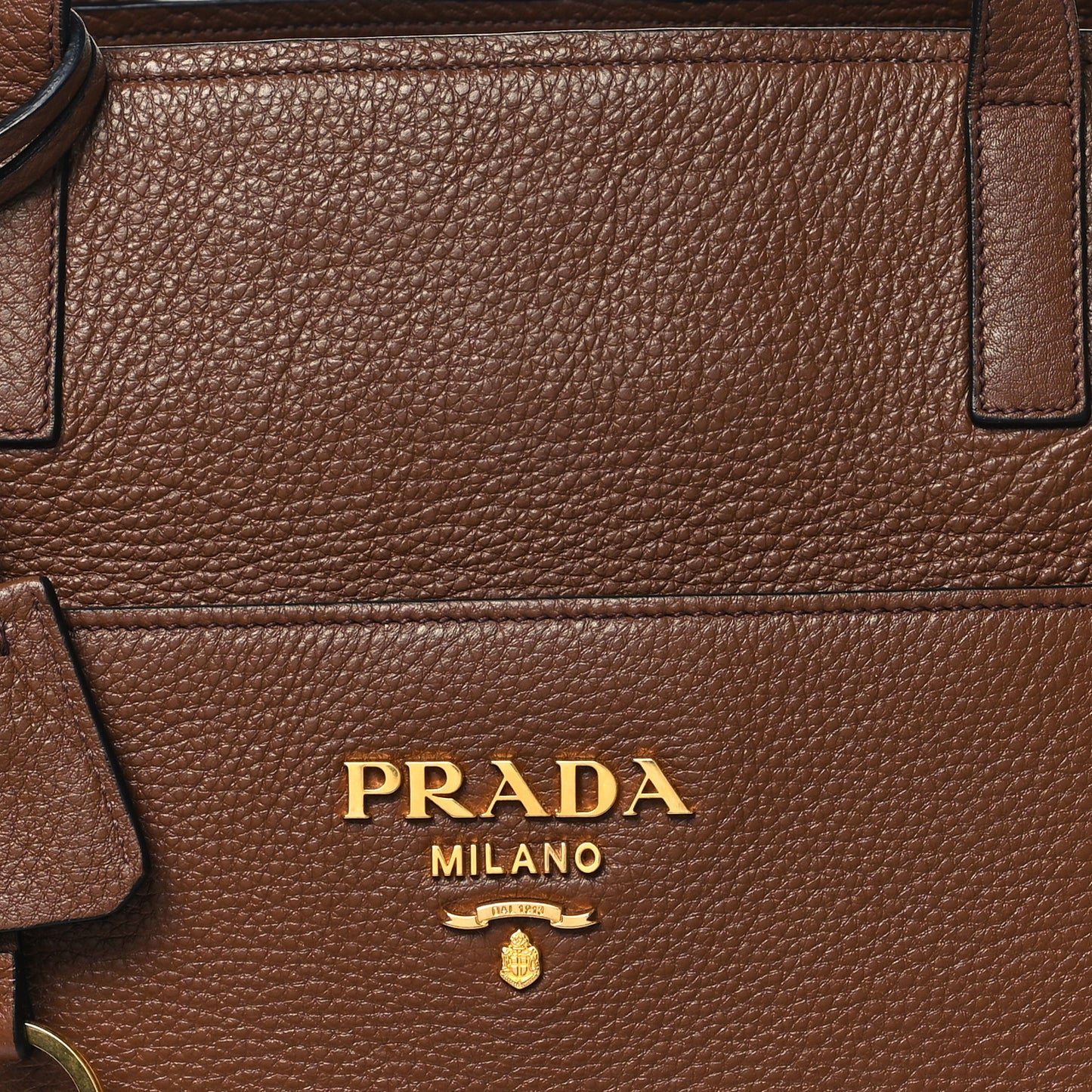 Vitello Daino Pocket Shopping Tote Nocciolo