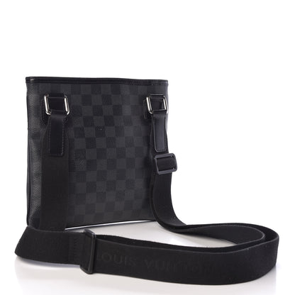 Louis Vuitton Damier Graphite Thomas 3 of 10