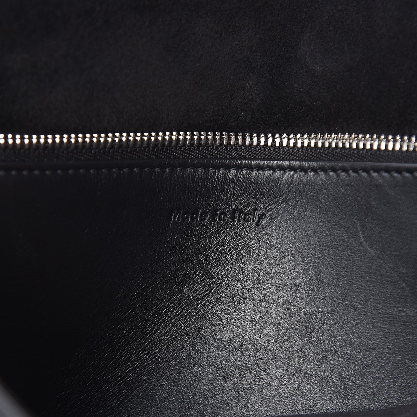 Smooth Calfskin Blade Chain Flap Black