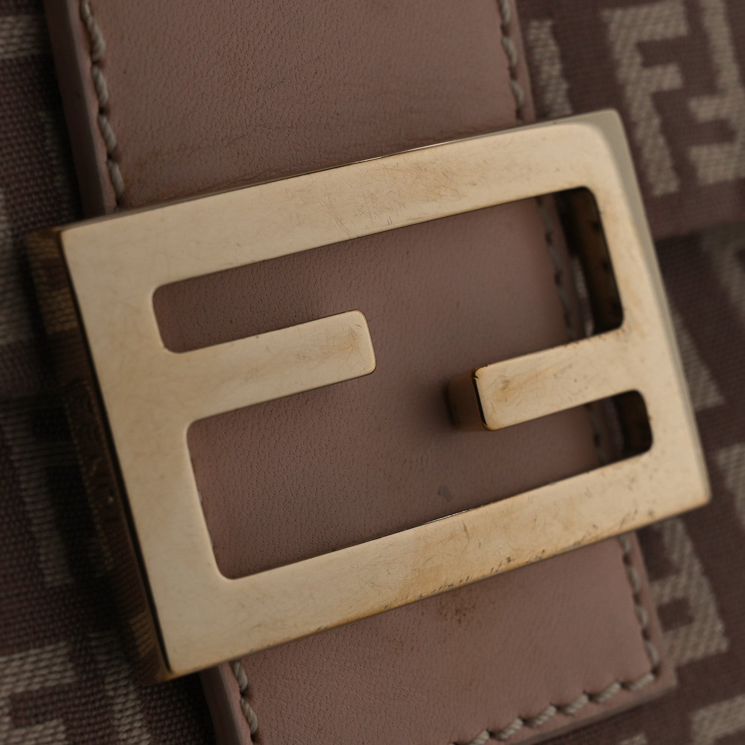 Fendi Zucchino Vitello Mini Mama Baguette Cipria Teint 14 of 16