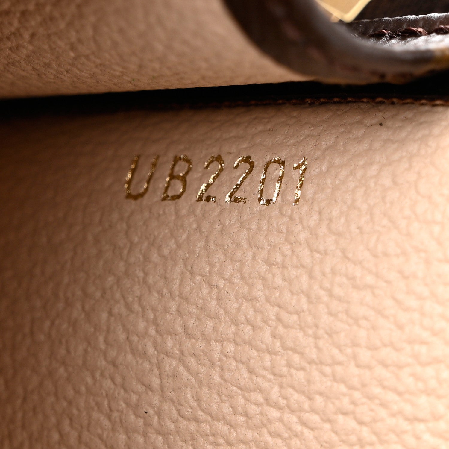 Louis Vuitton Monogram Toiletry Pouch 26 6 of 7
