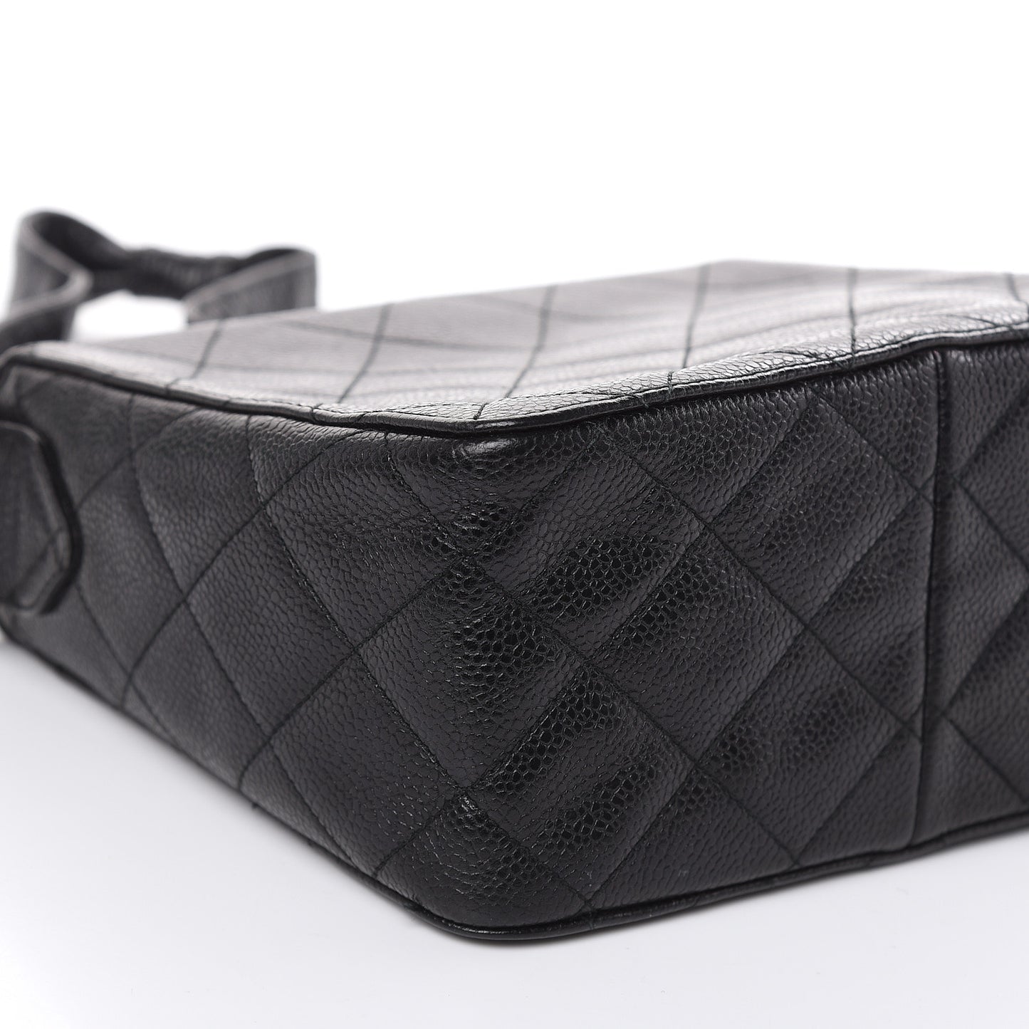 Caviar Quilted Shoulder Bag Black
