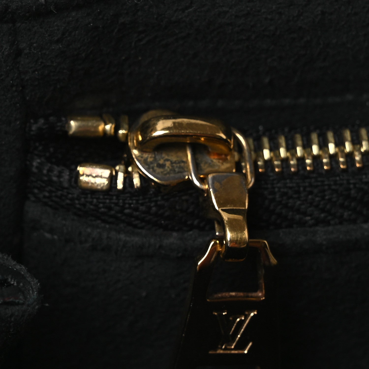 Louis Vuitton Empreinte Vavin PM Black 24 of 27