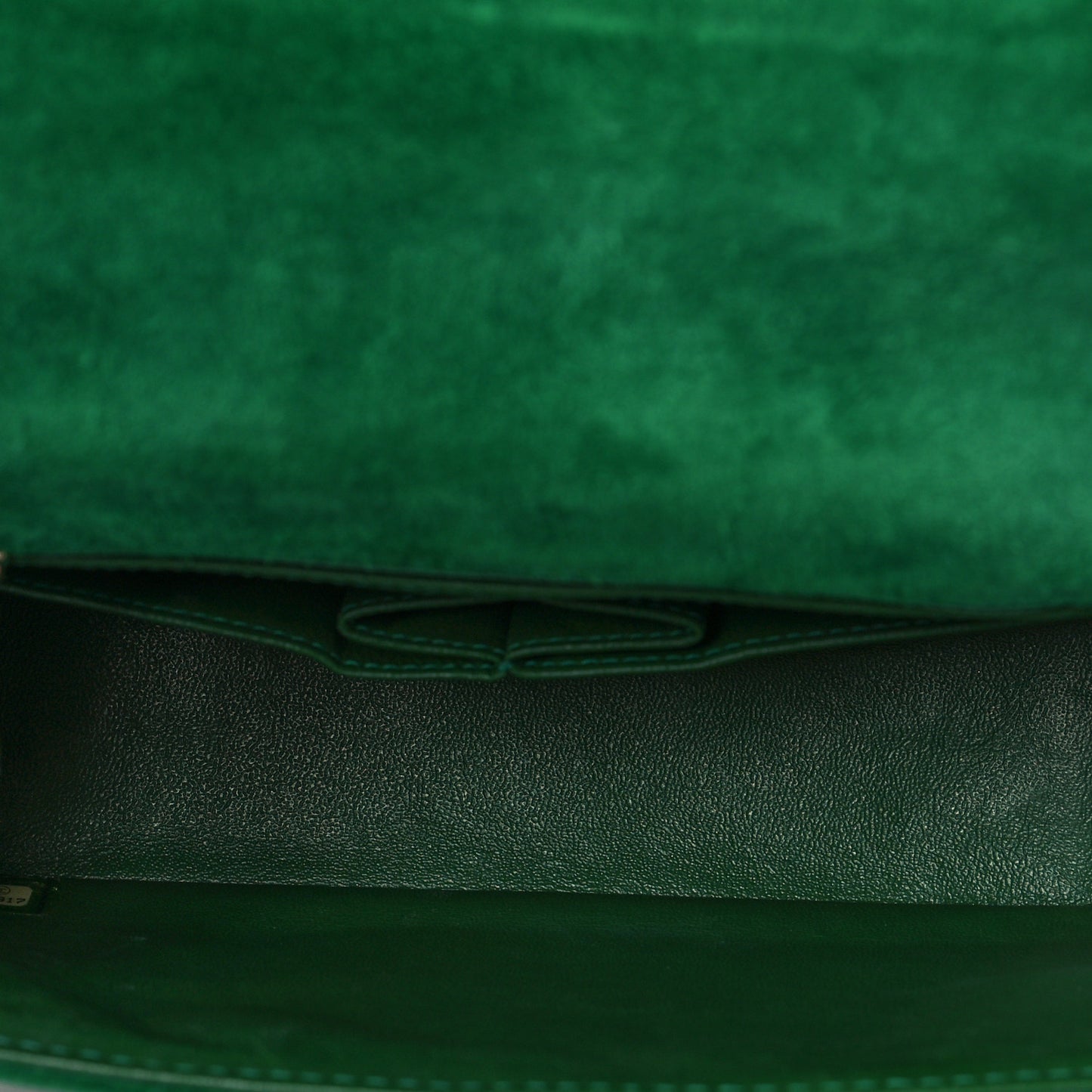 Suede Lambskin Scallop Quilted Small Pagoda Flap Green