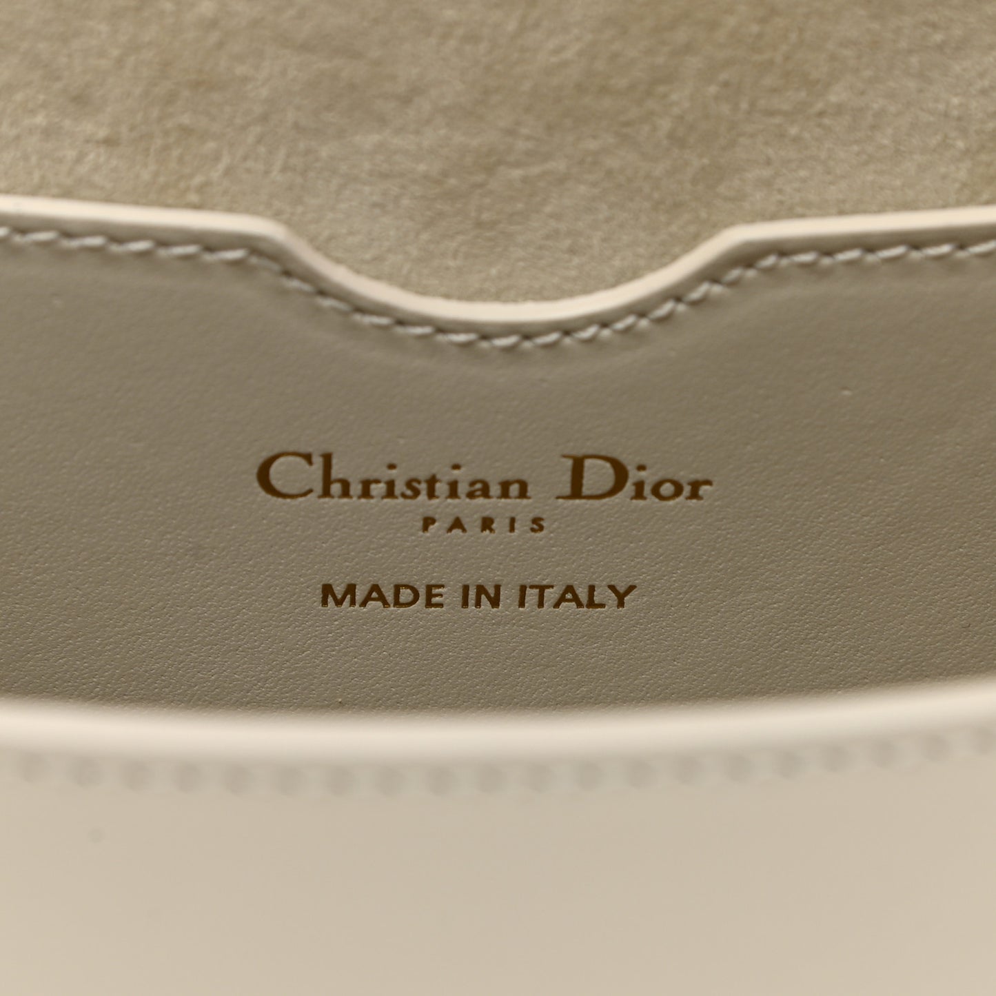 Box Calfskin Bobby Flap Latte
