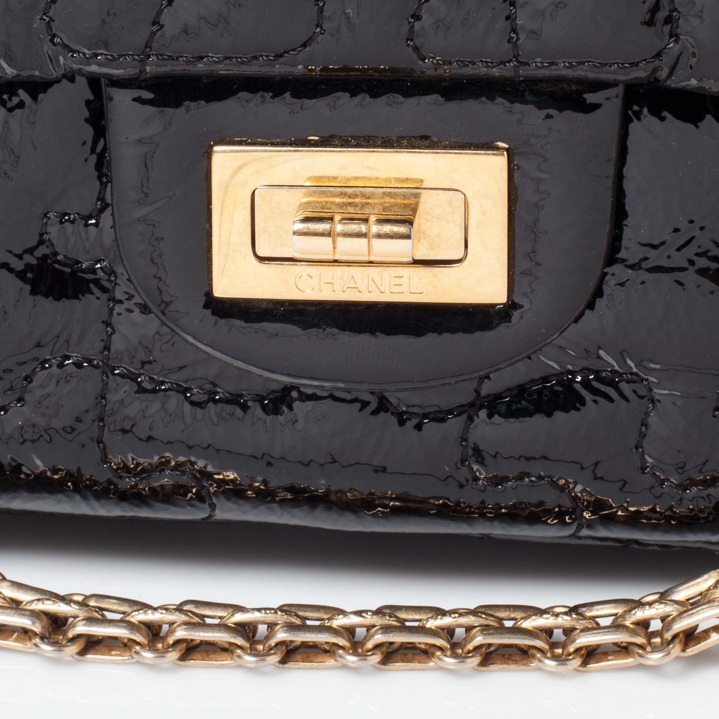 Crackled Patent Calfskin Puzzle 2.55 Reissue 226 Flap Black