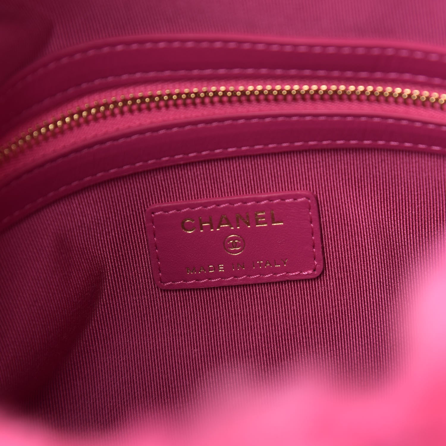 Chanel Shearling Sheepskin Large 19 Cosmetic Case Pink 6 of 10
