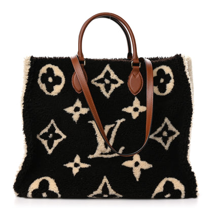 Louis Vuitton Shearling Monogram Giant Teddy Onthego GM Black White 1 of 10