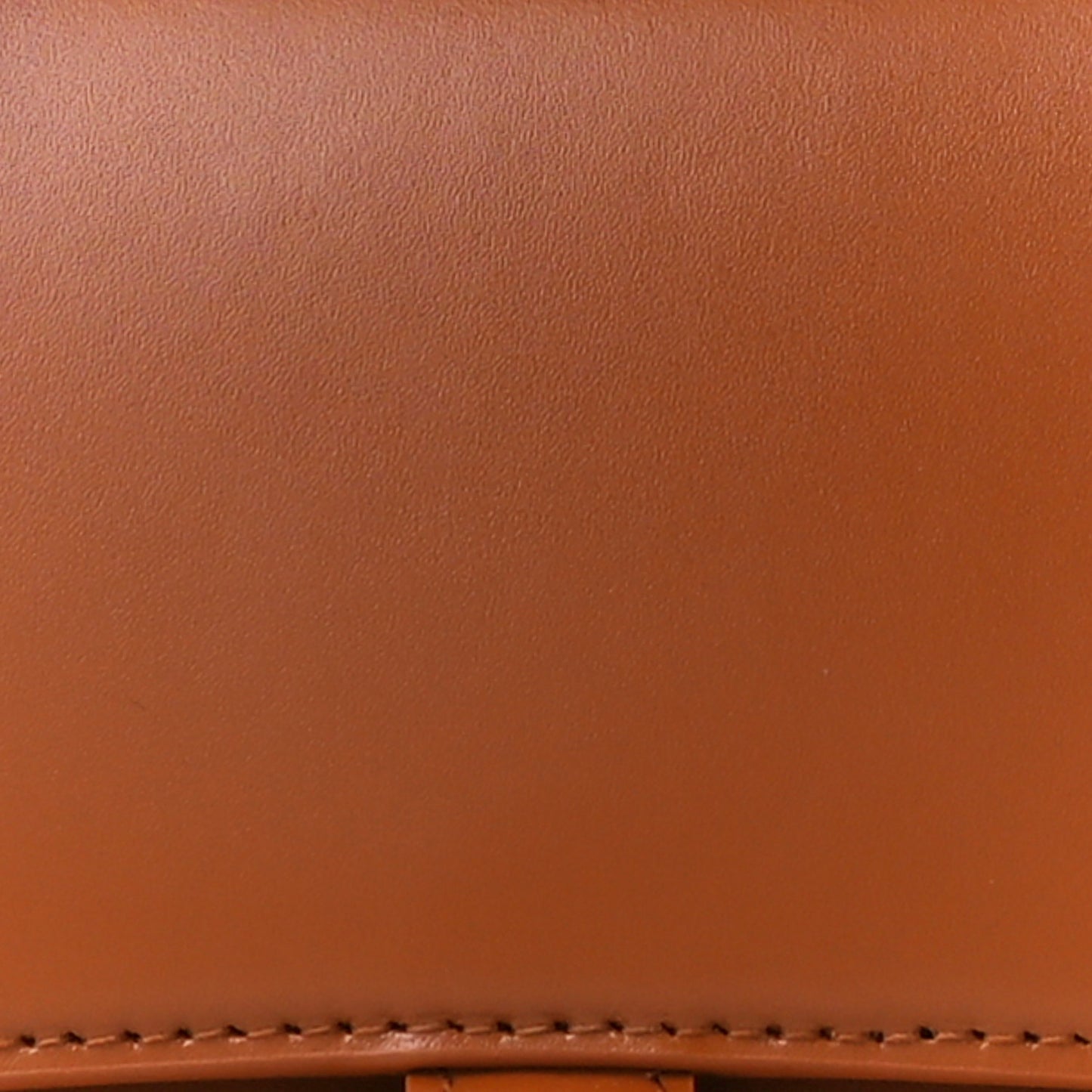 Shiny Box Calfskin Small Hourglass Top Handle Bag Camel