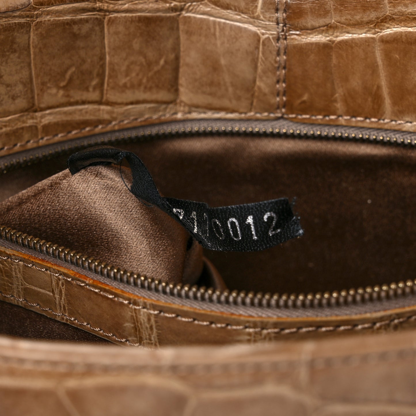 Crocodile Crystal Lizard Baguette Beige