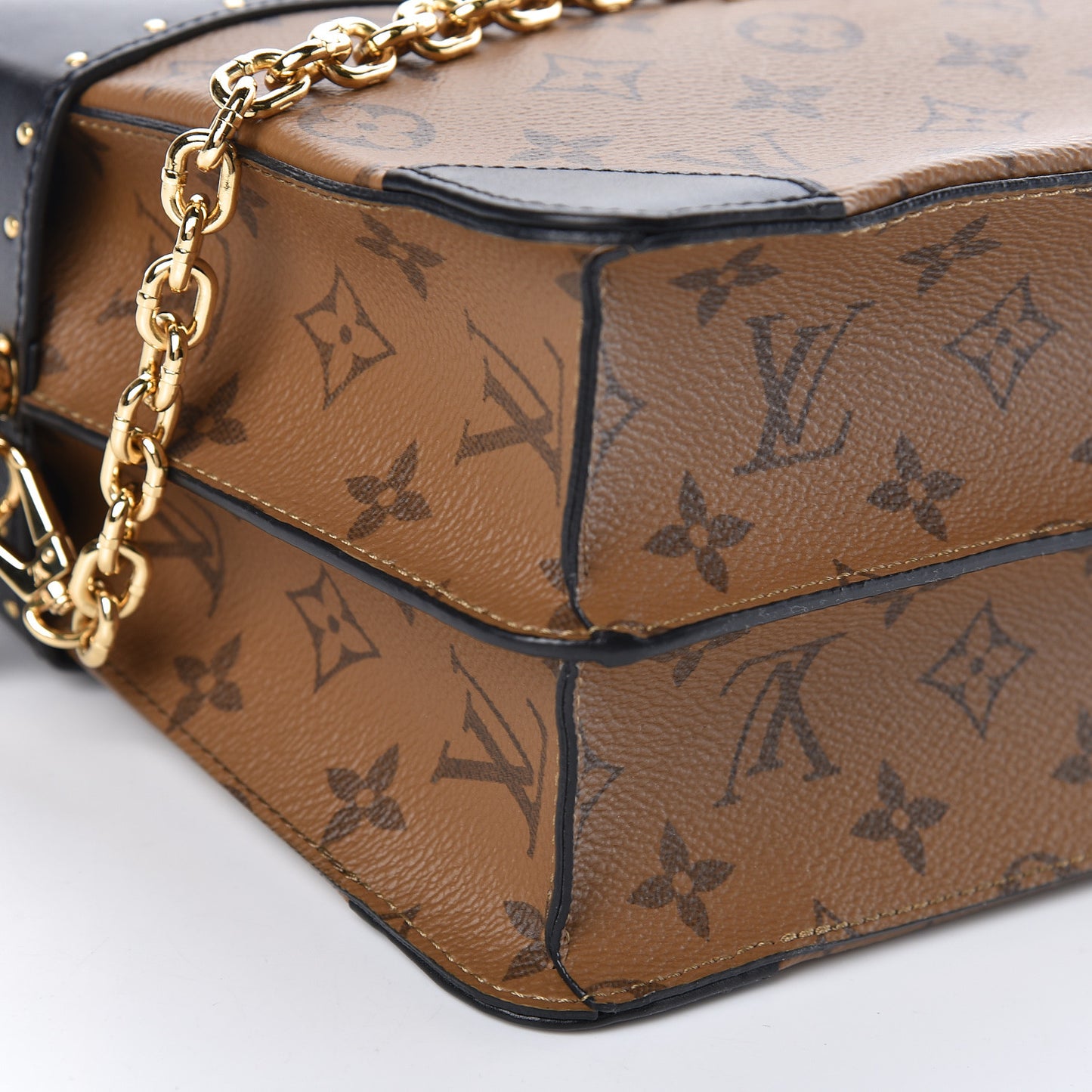 Reverse Monogram City Malle MM