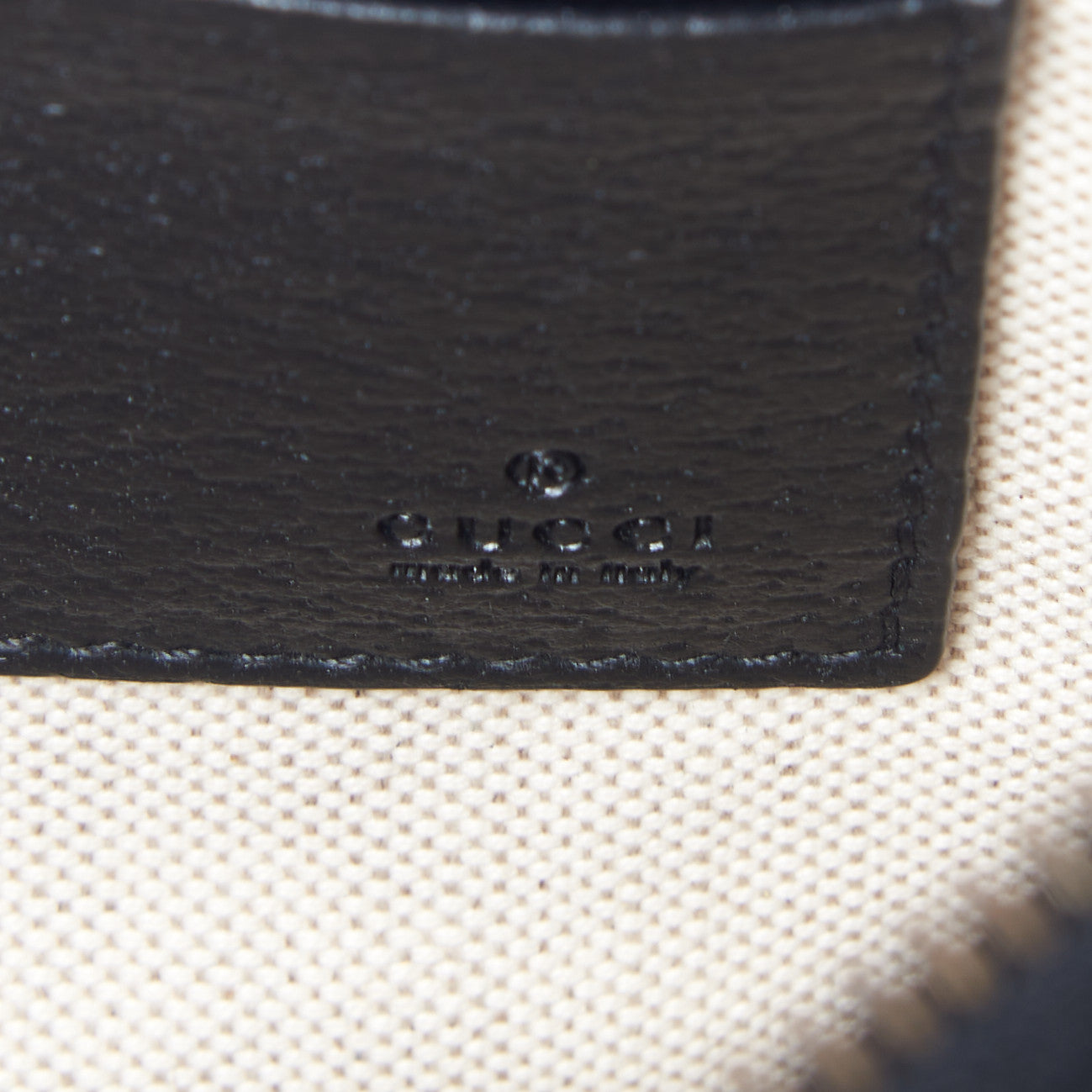 Calfskin GG Marmont Zip Pouch Black