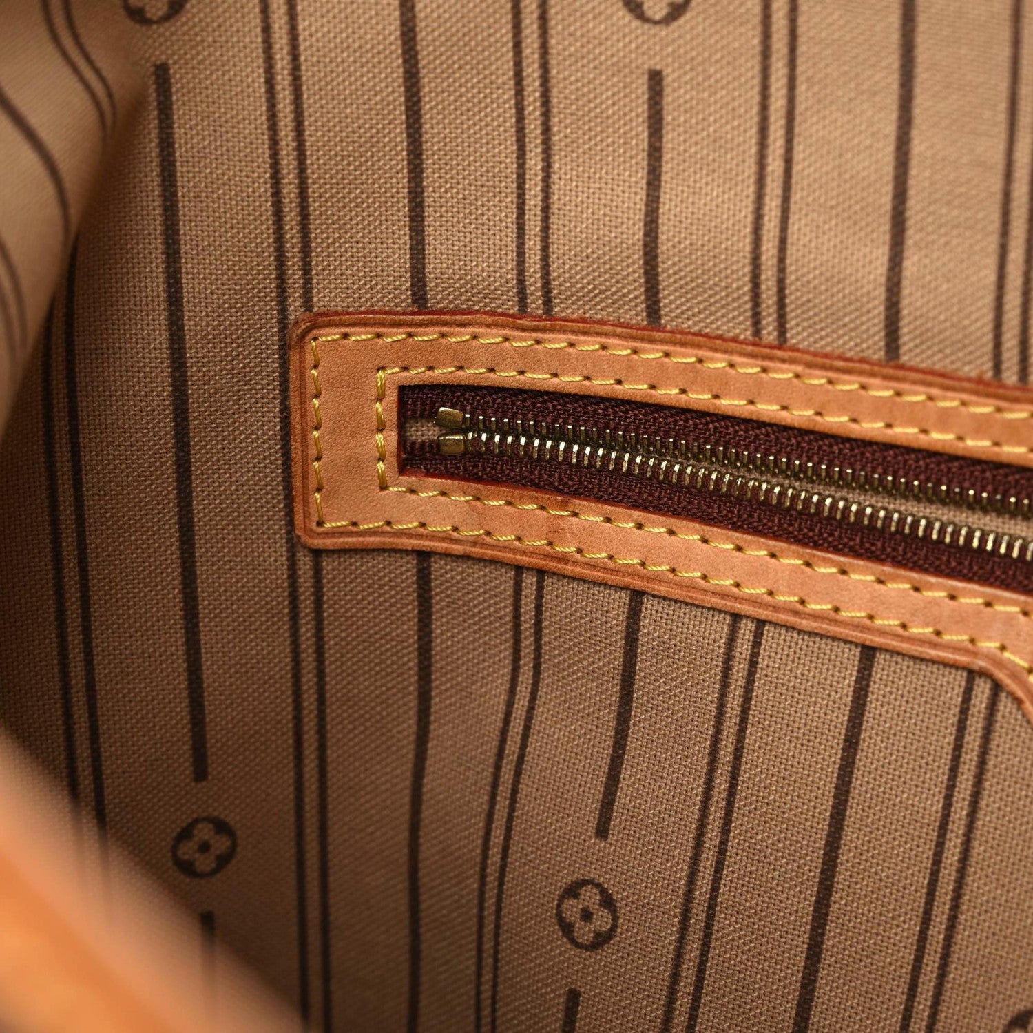 Louis Vuitton Monogram Delightful PM 21 of 33