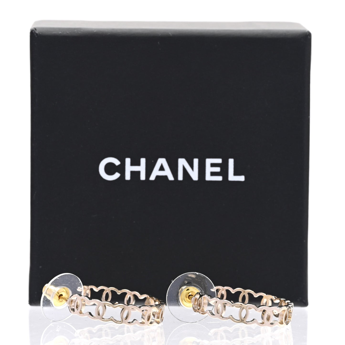 Metal CC Hoop Earrings Gold