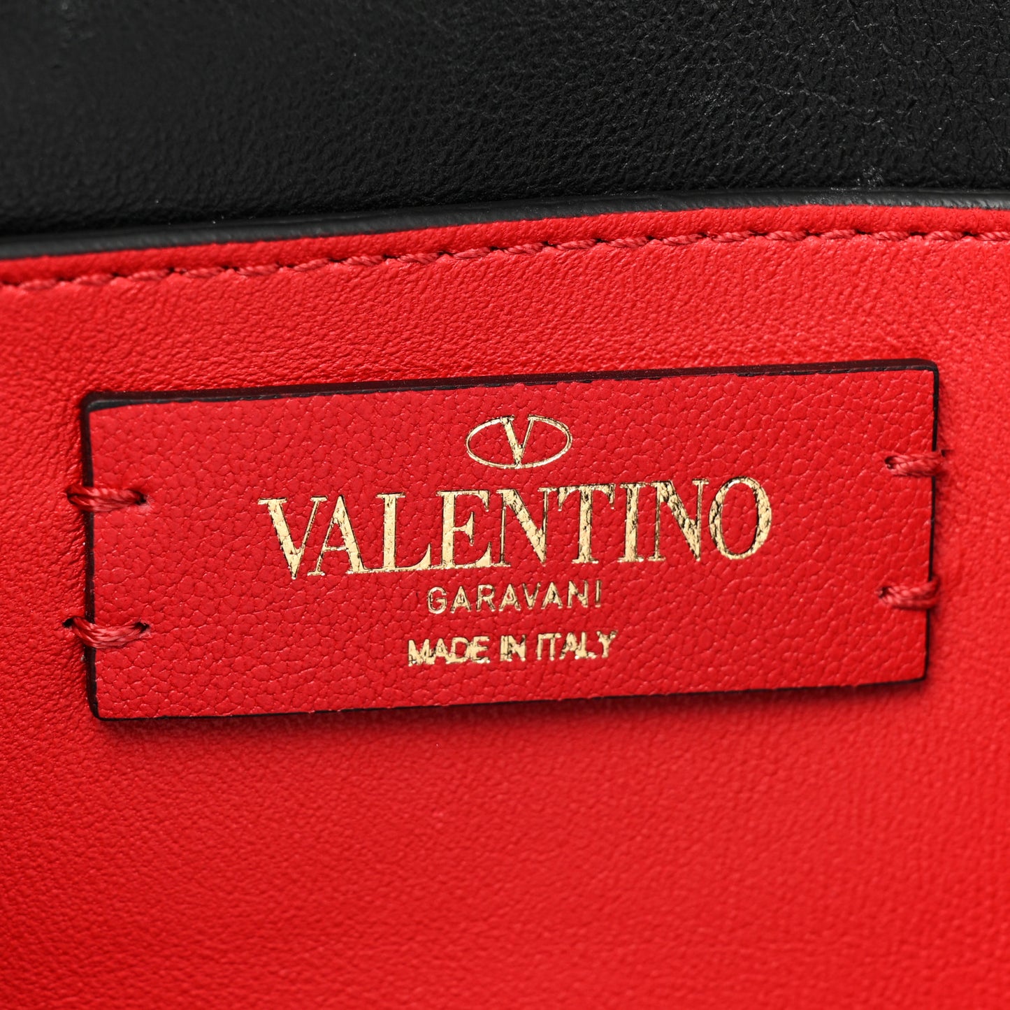 Calfskin VCase Chain Wallet Rose Cannelle