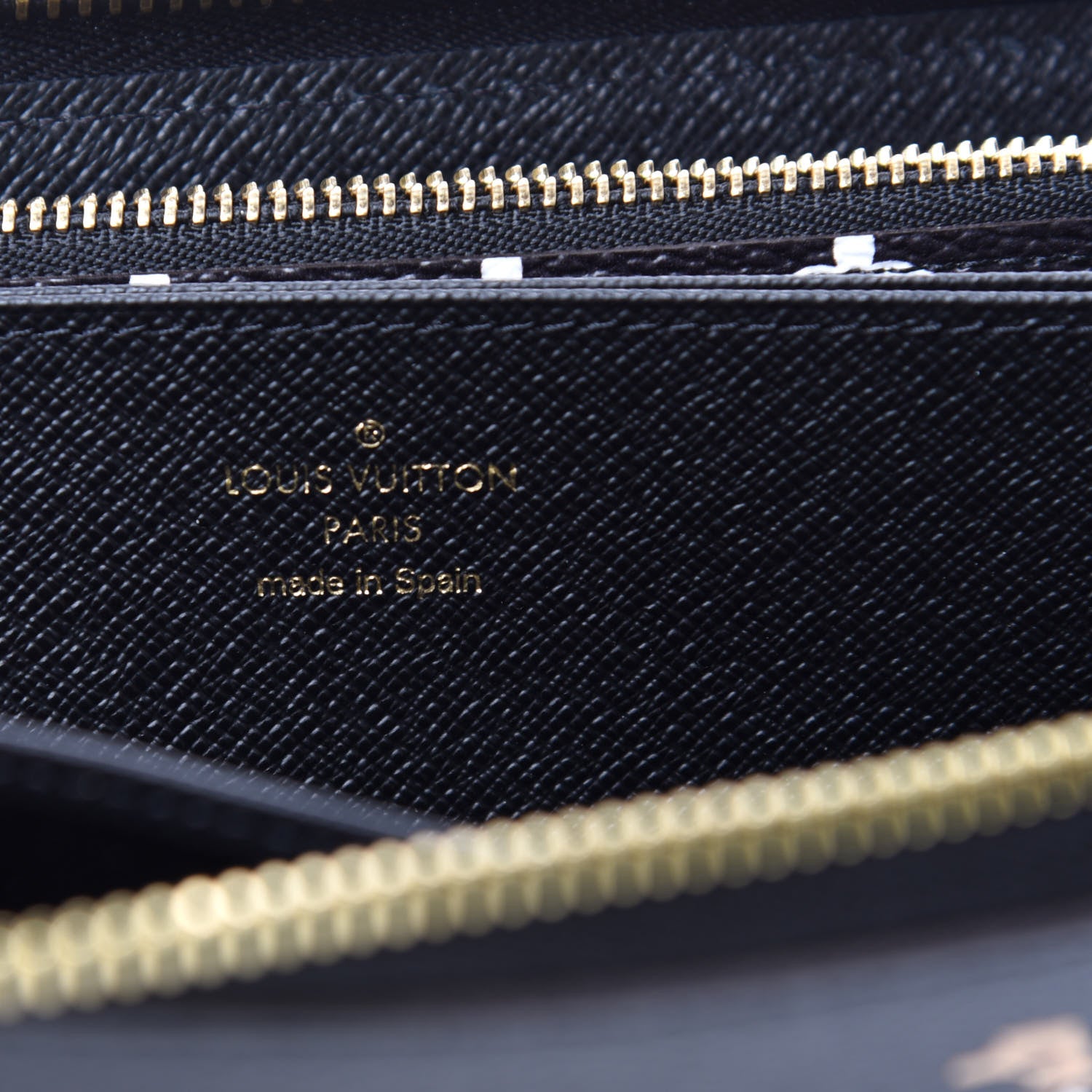 Louis Vuitton Monogram Giant Jungle Zippy Wallet Black 6 of 7