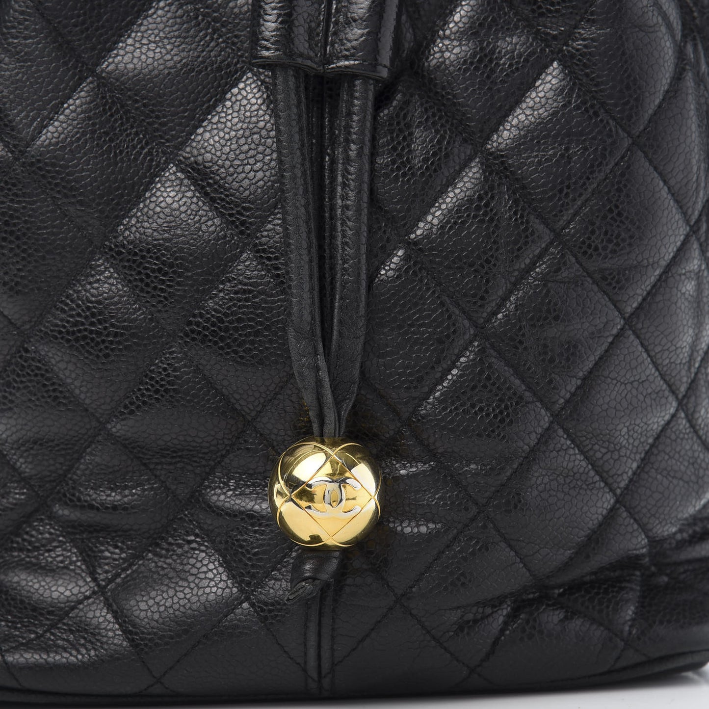 Caviar Quilted Drawstring Shoulder Bag Black